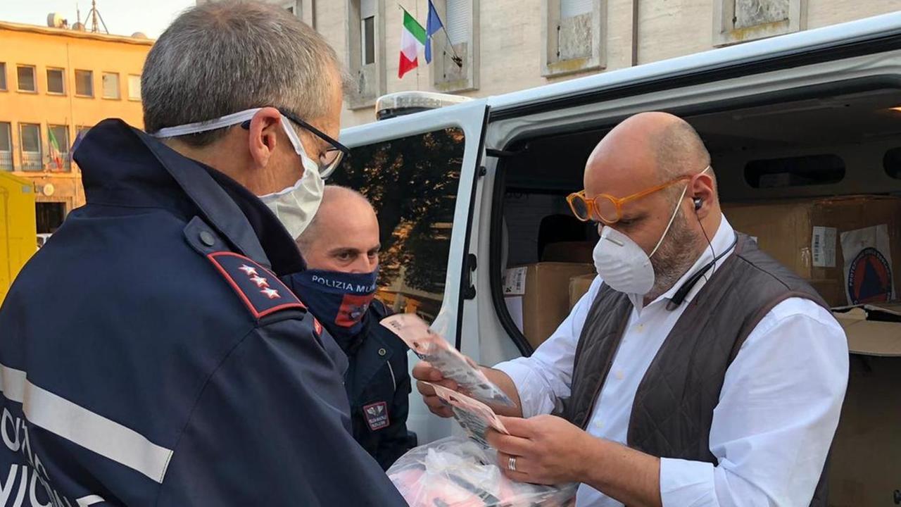 Nido e asilo vietati ai bambini con familiari in attesa di tampone