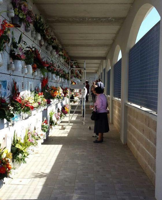 Nuovo bando sui cimiteri per abbattere il caro-loculi 