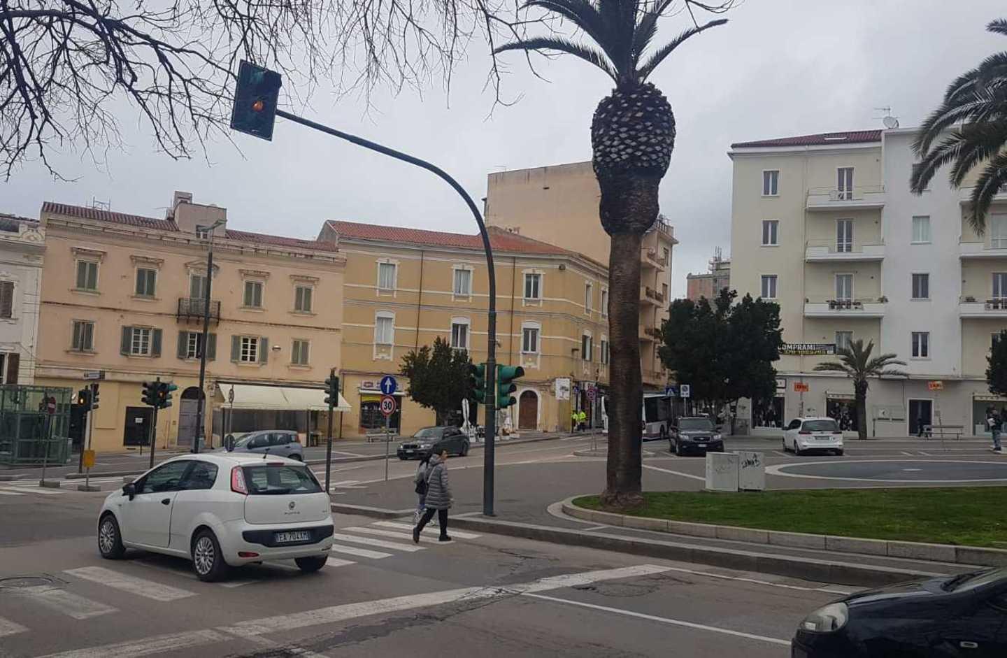Studenti senza mascherina prime multe da 400 euro 