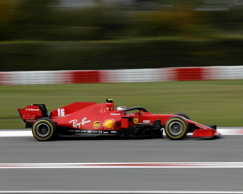 Hamilton vince al Nurburgring, Leclerc settimo, Vettel undicesimo 