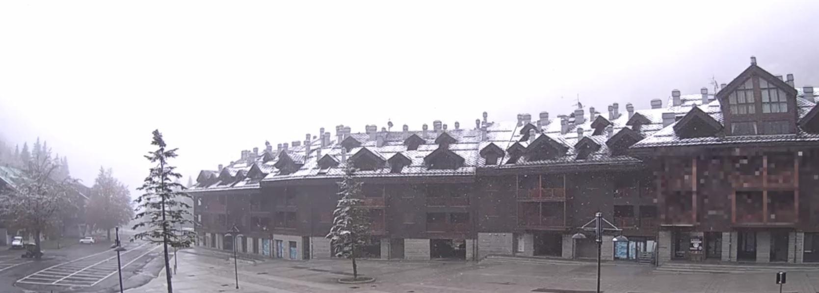 La piazza centrale della Val di Luce