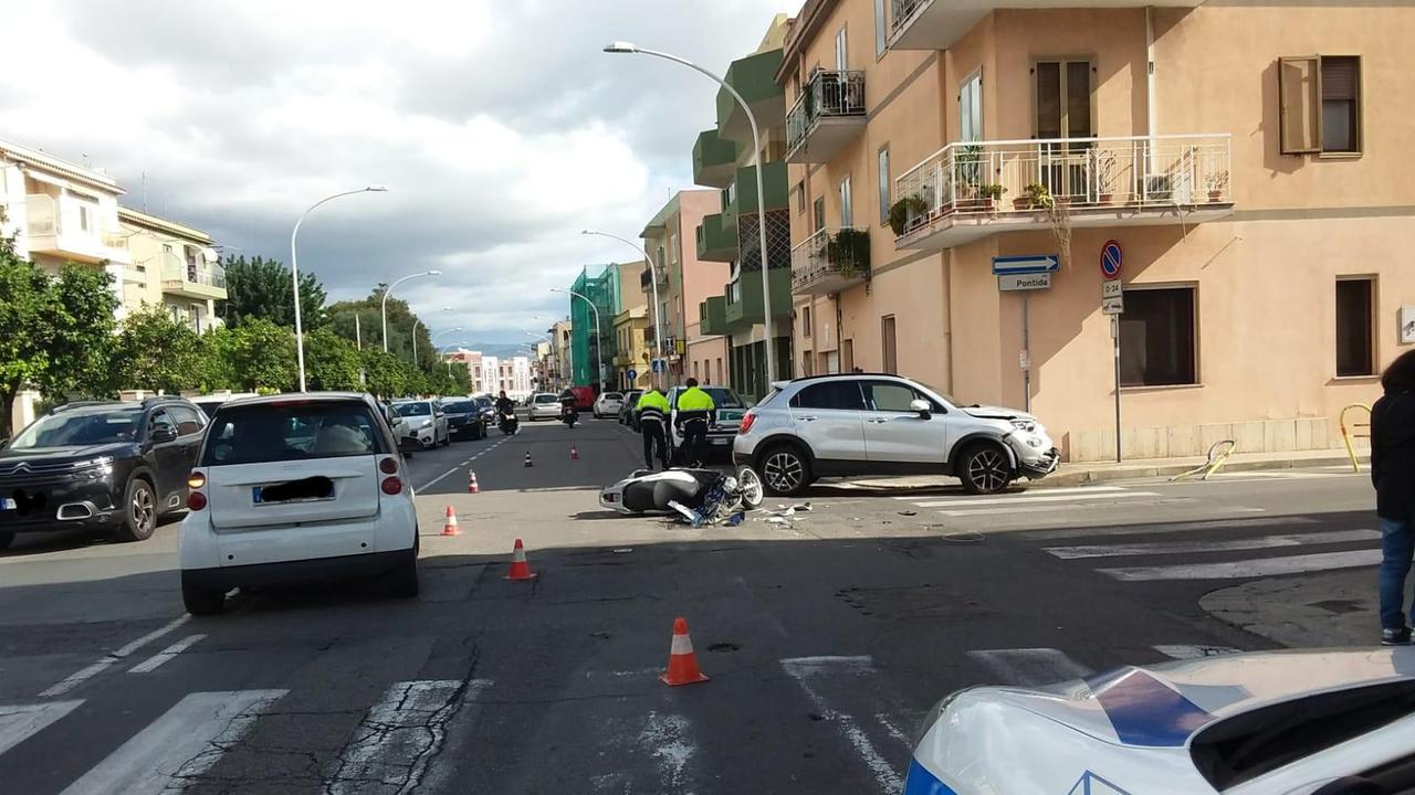 Scontro auto-moto a Cagliari, gravissimo un 30enne