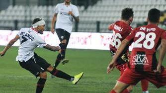 Lucchese, Rolando sembra Ronaldo e per i rossoneri arriva il terzo ko di fila