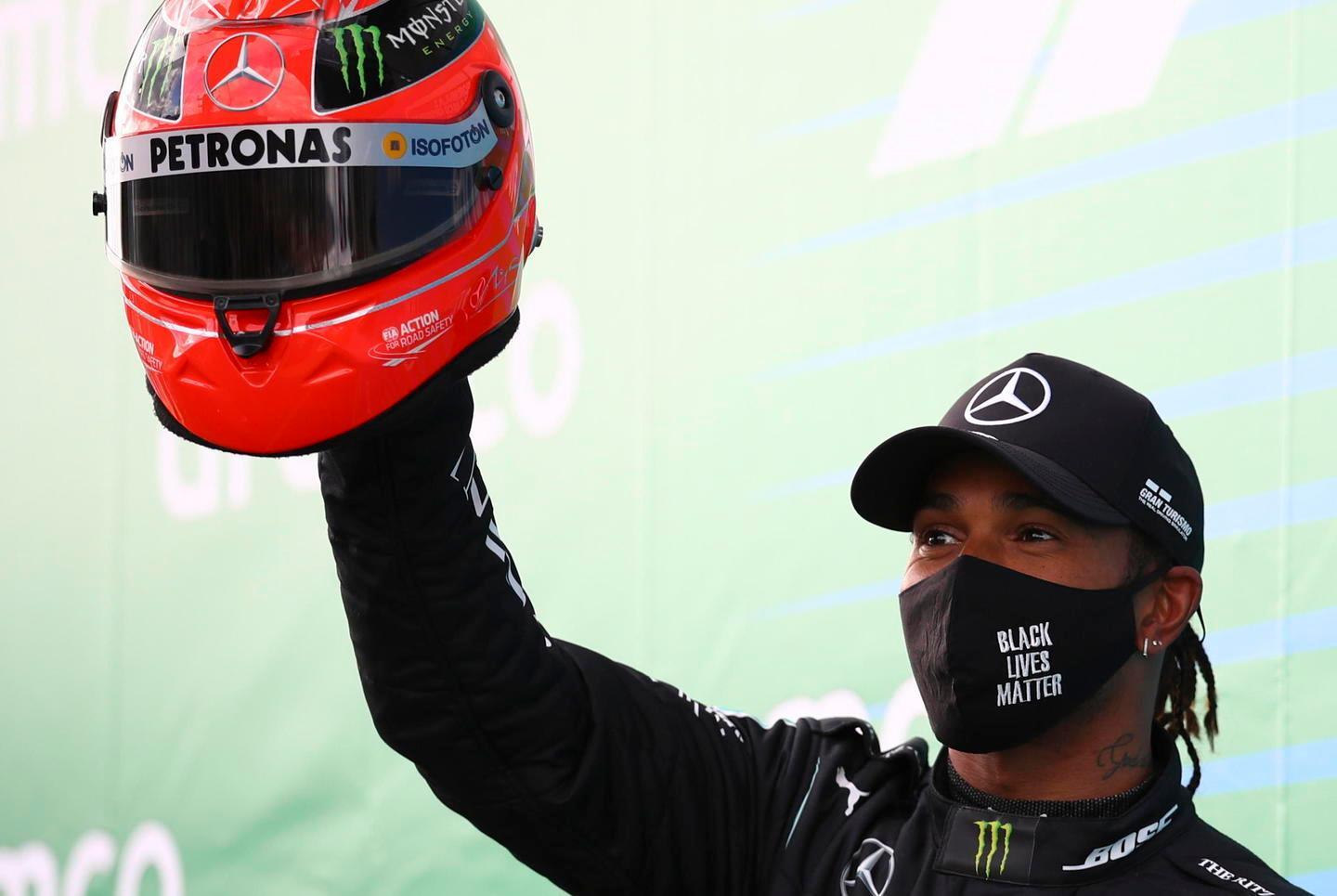  Hamilton eguaglia Schumi Per la Ferrari è notte fonda