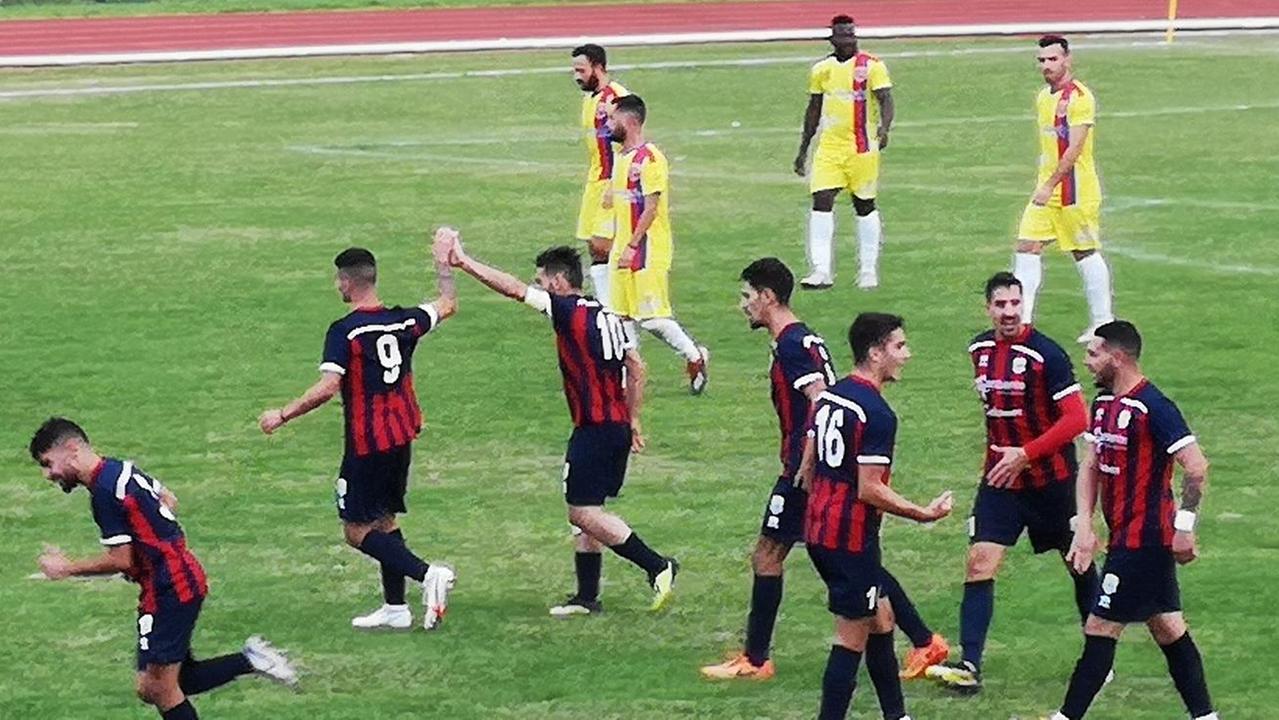 Girandola di gol a Porto Torres, fa festa il Valledoria