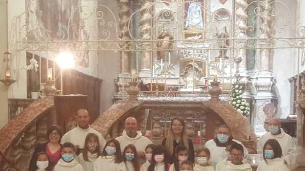 Fonni saluta i Francescani dopo 400 anni insieme