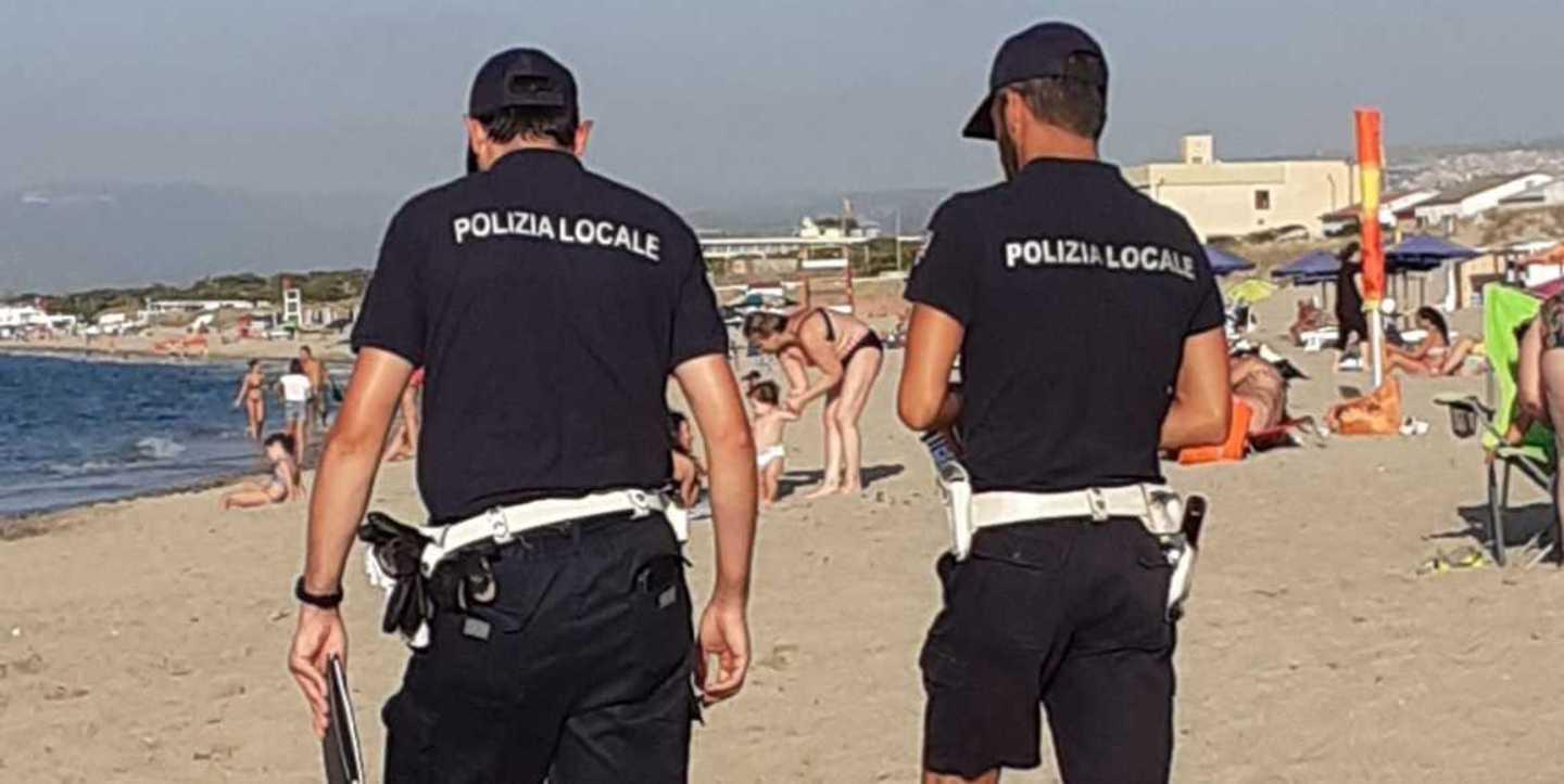 Rubava in spiaggia: condannato 