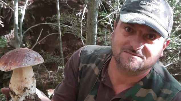Egidi, mastro fungaiolo: «Per sapere se sono buoni portateli all’Asl»