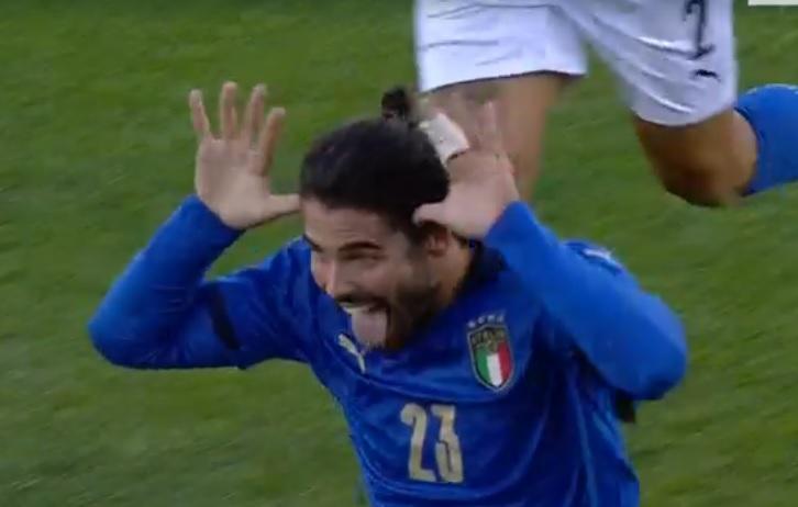 La gioia di Riccardo Sottil dopo la rete dell'1-0