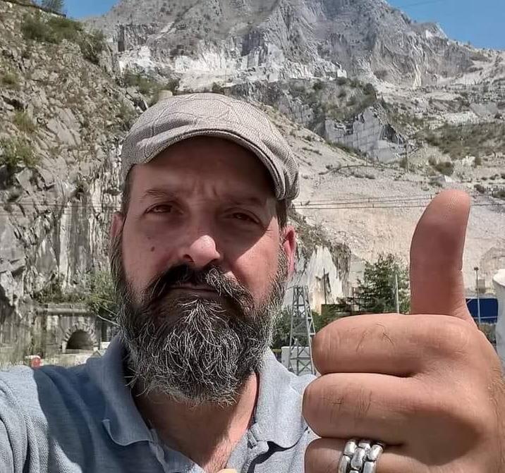 Stroncato da un malore improvviso Muore vigilante di 52 anni