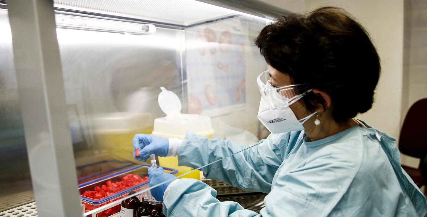 Calano i contagi da Covid-19 ma altre classi in quarantena 