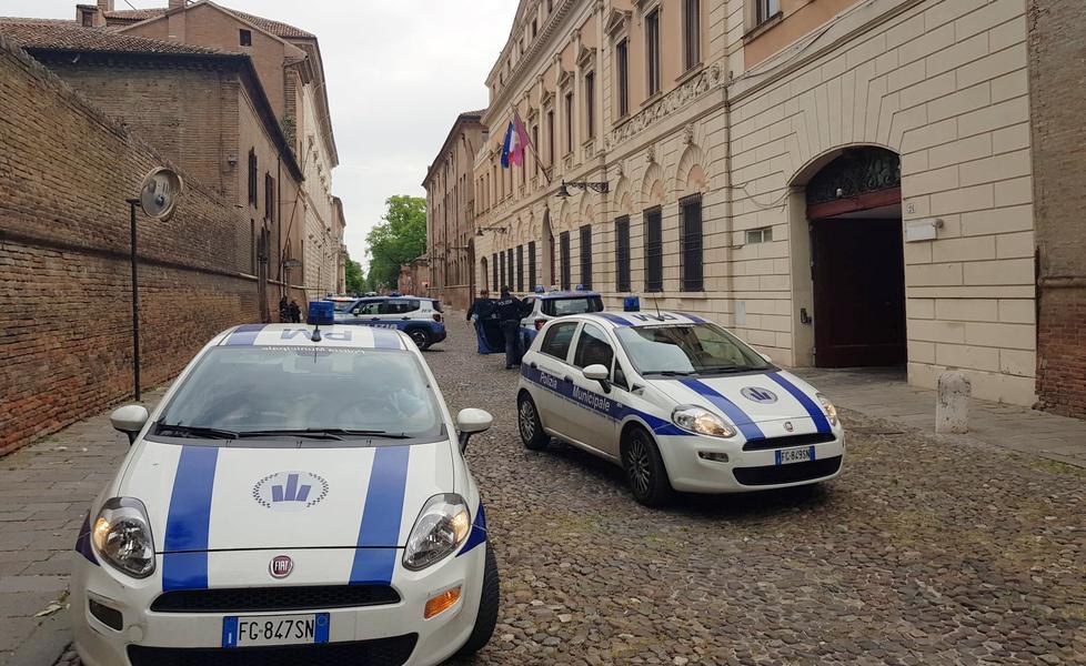 Cgil, Cisl e Uil al vicesindaco «Polizia locale, è sciopero» 
