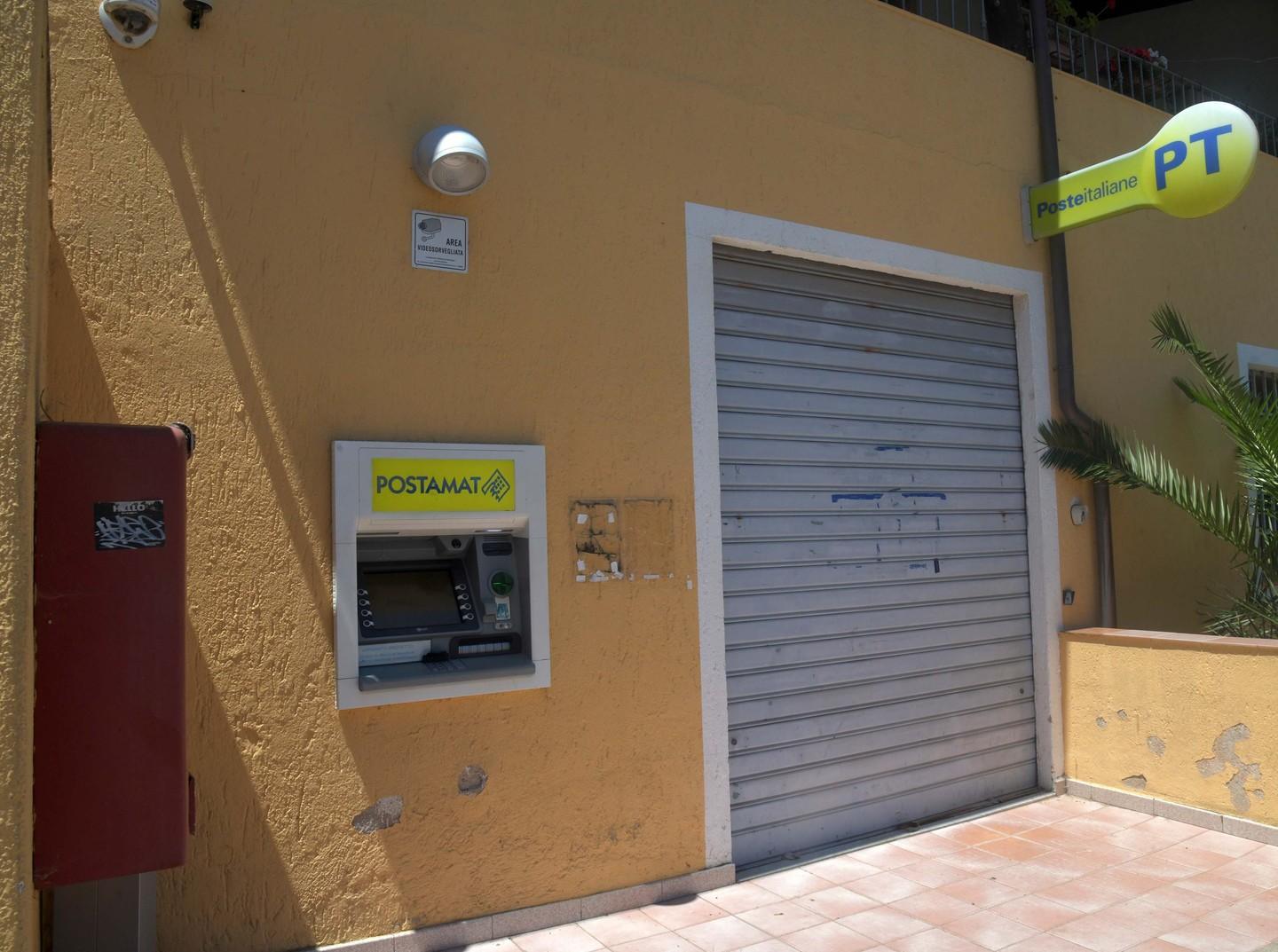 L’ufficio postale resta ancora chiuso 