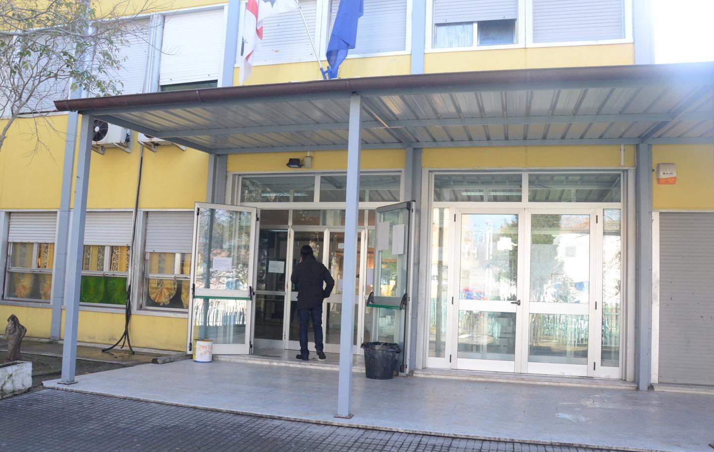 Sassari, 4 scuole medie chiuse per Covid 