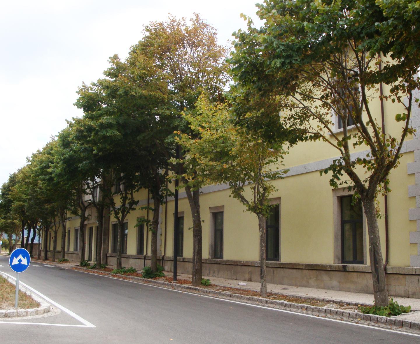 Tre classi in quarantena In città i positivi sono 18 
