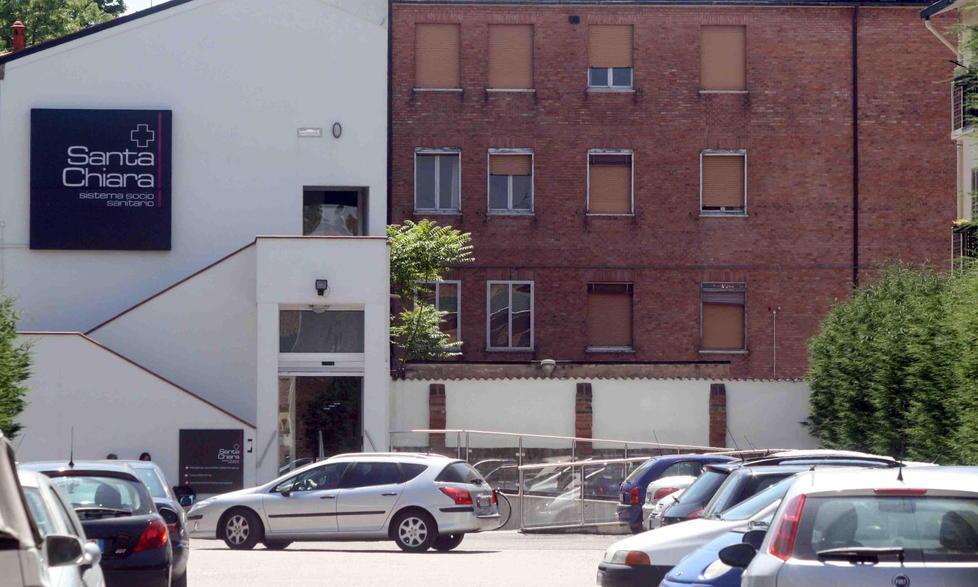 Ferrara, ondata di positivi e tamponi nelle residenze protette 