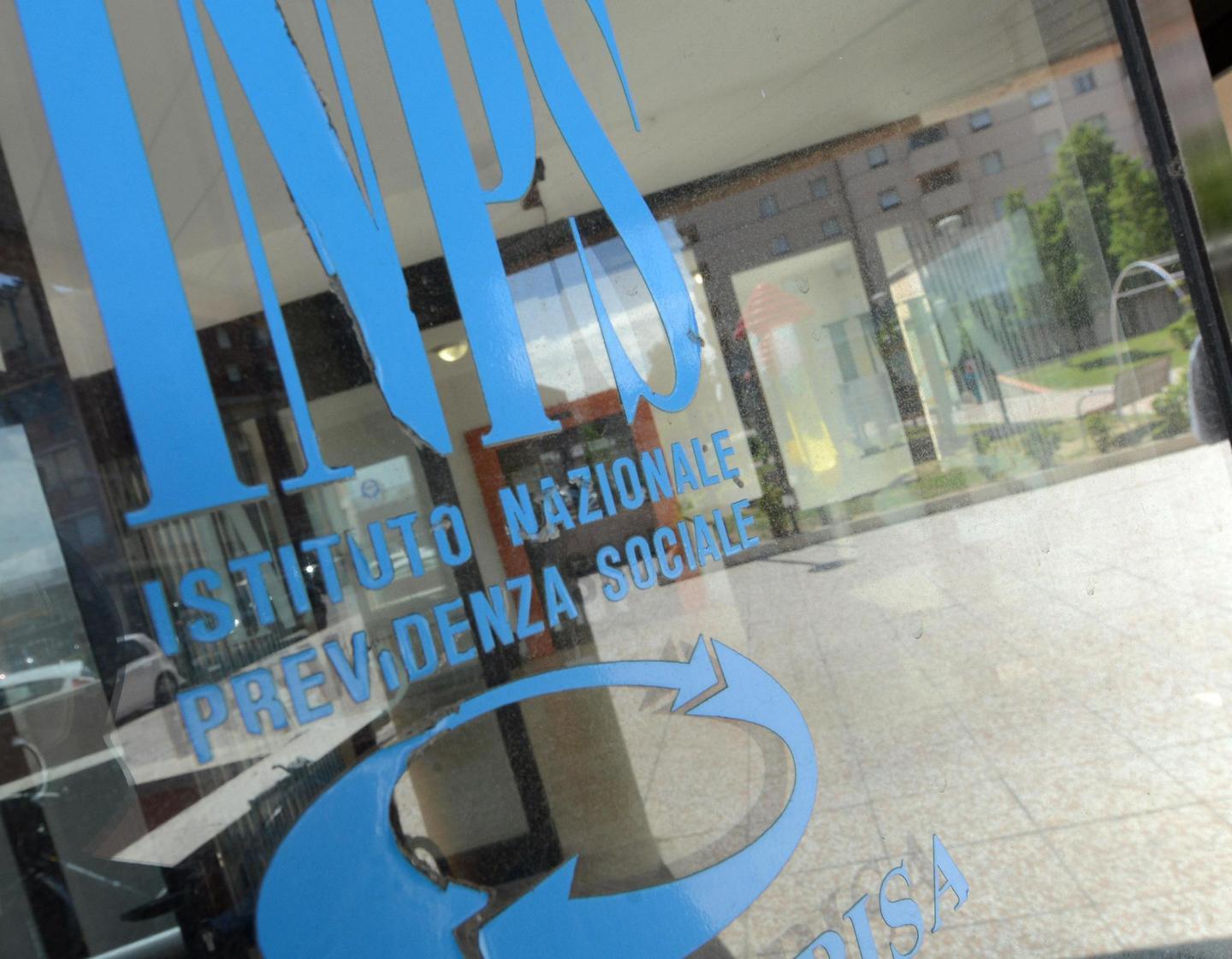 Reddito di cittadinanza, balzo del 21%: 688 famiglie in più dal mese di maggio 