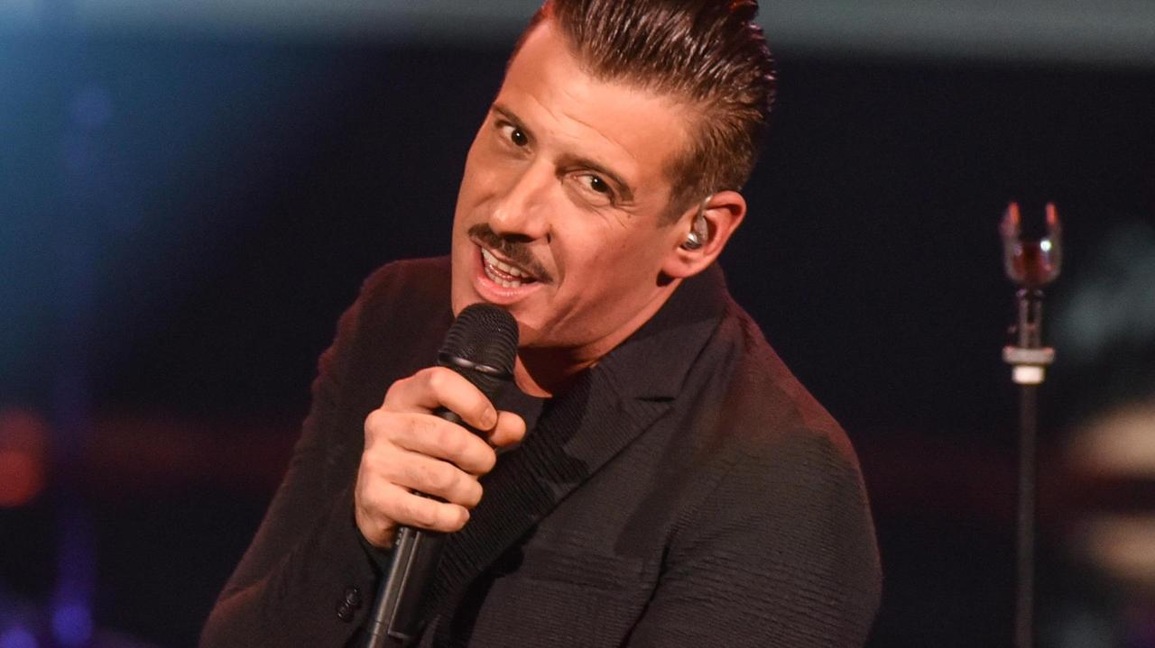 Einstein, il nuovo disco di Francesco Gabbani dove tutto è relativo