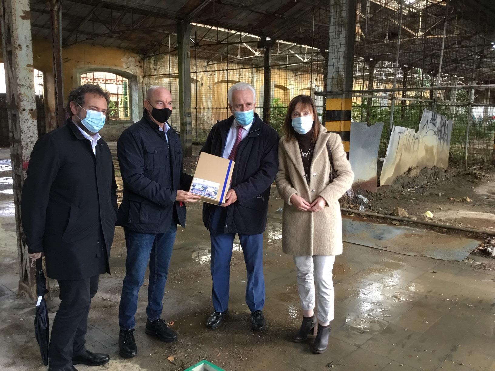 Giani all’ex Pirelli per l’ospedale che verrà: «Qui nascerà un nuovo modello di sanità» 