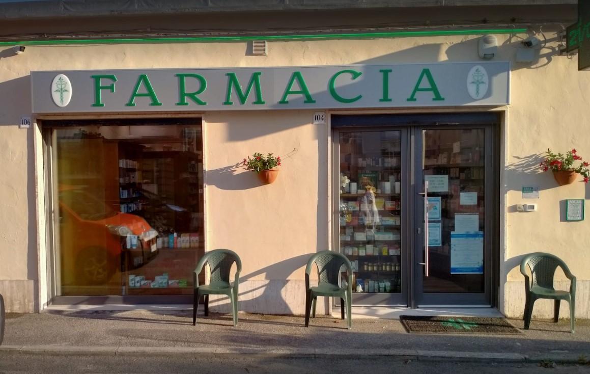 La farmacia "Orto dei semplici"