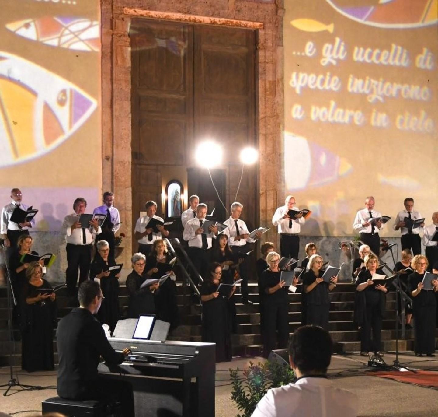 Cinque anni di musica la Corale di S. Vincenzo si racconta al Verdi