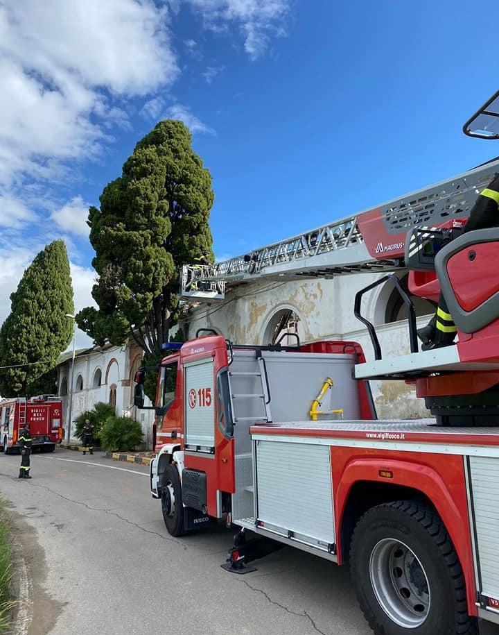 Crollo al cimitero, affidati i lavori in somma urgenza