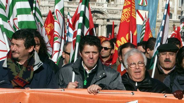A Reggio Emilia una nuova ondata di scioperi contro Confindustria