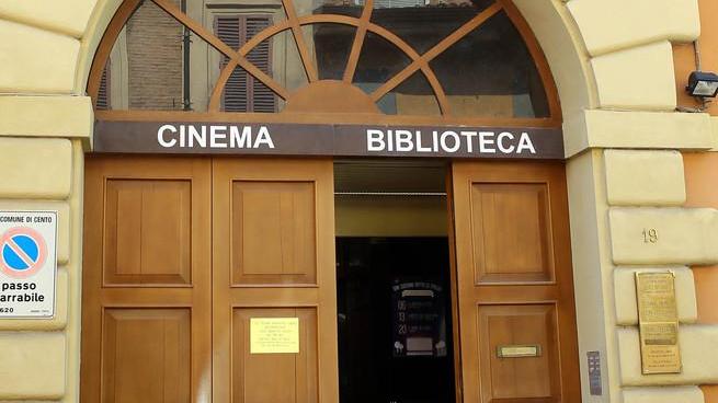 Al Cinema Don Zucchini resta il buio in sala Ancora mesi senza film