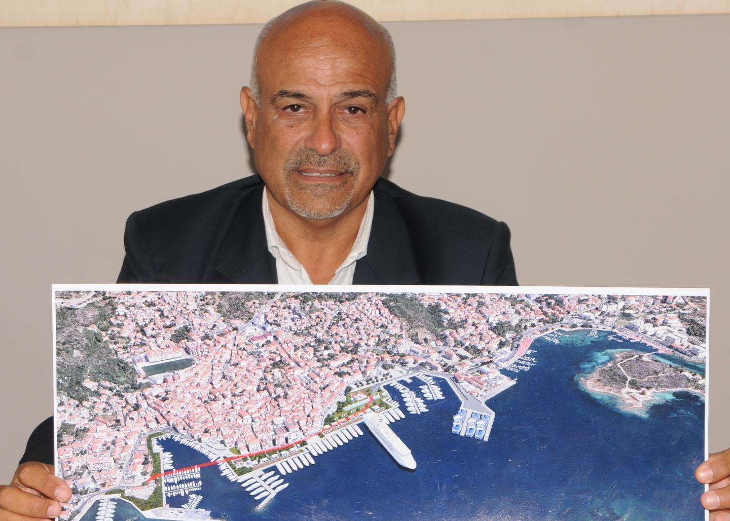 Manconi: «Il futuro passa dal tunnel» 