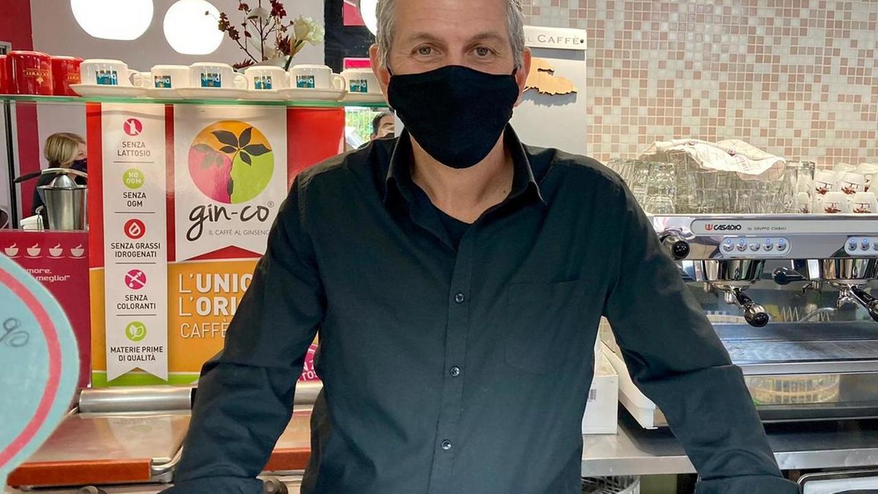 Stefano Perini, titolare del Caffè Perini, in via Galilei, di fronte all’Iiti
