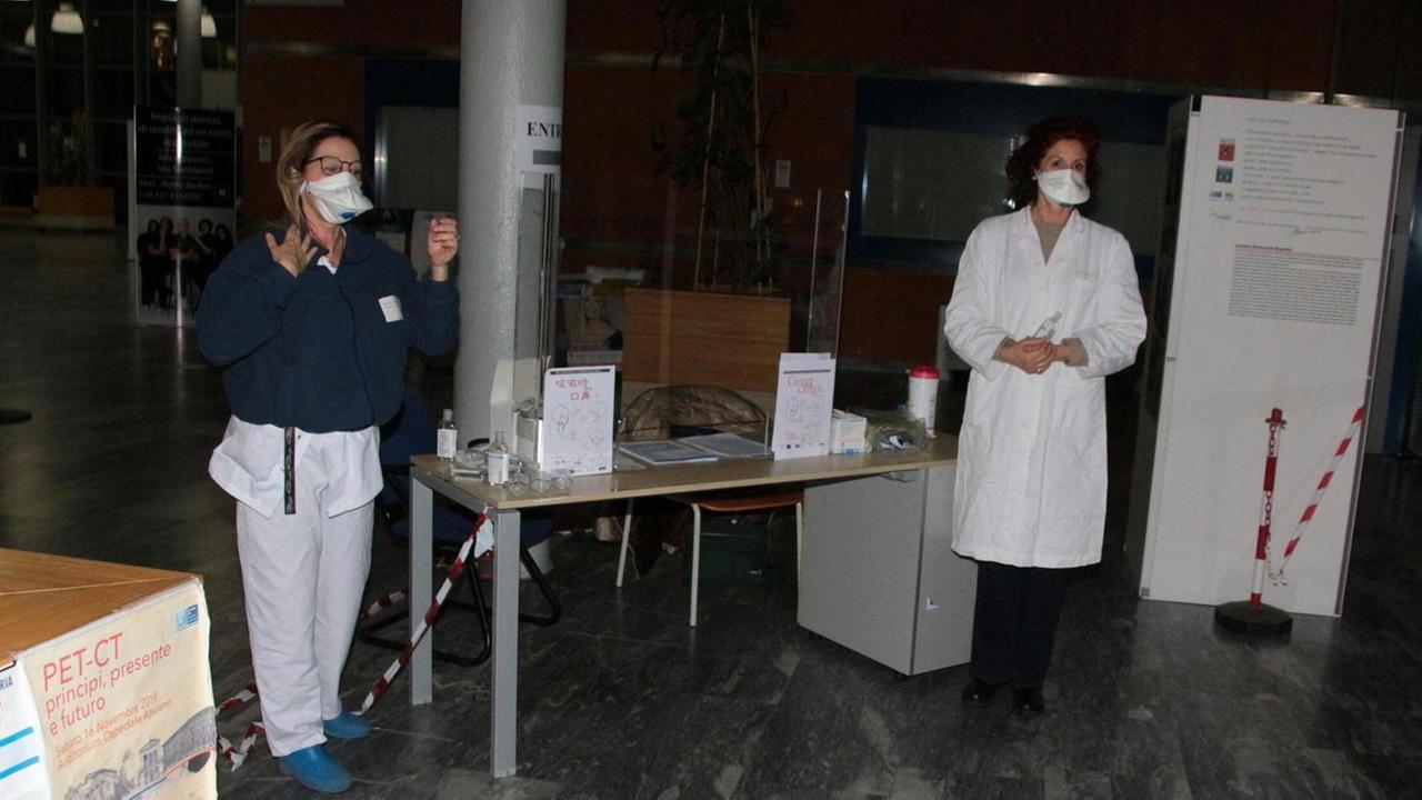 Salgono a 5 i versiliesi ricoverati a Livorno, ospedale pronto a riaprire i reparti Covid