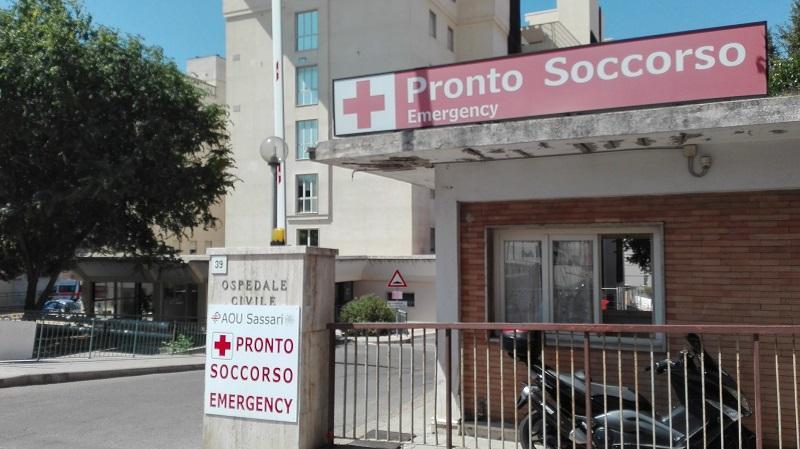 Covid, 10 pazienti positivi: a Sassari paralizzato il pronto soccorso dell'ospedale civile