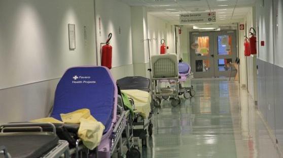 Vietate le visite ai malati, ma poi l'Asl fa marcia indietro
