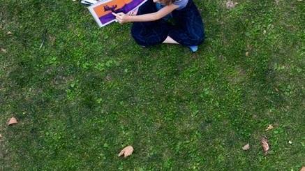 Lo stupore di tornare a scuola Sestini fissa le emozioni dei bimbi