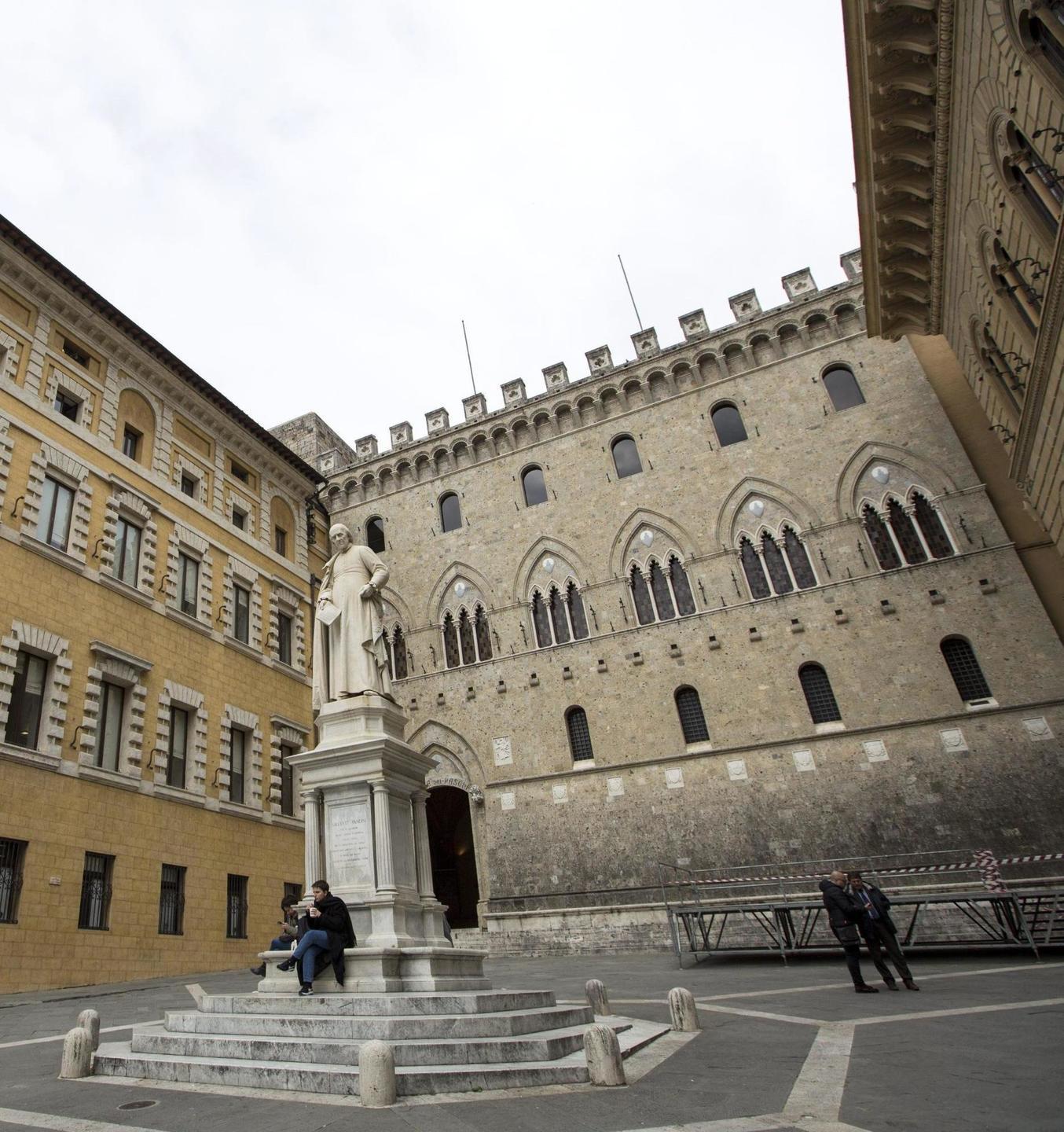 «Scelte su Mps Opzioni e rischi per gli azionisti»