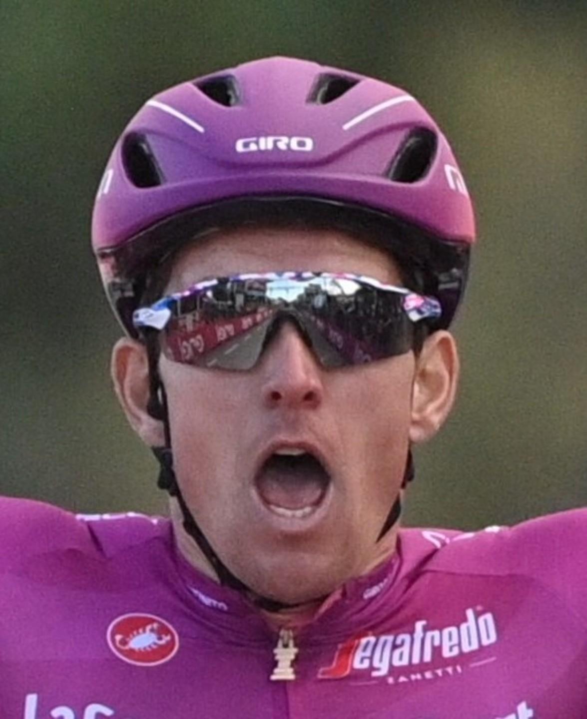 Demare cala il poker al Giro