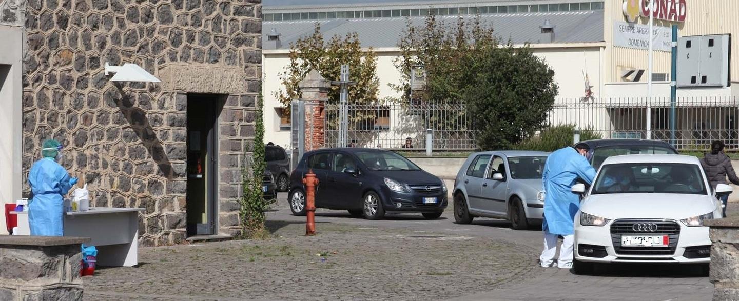 L’Assl: «Test quasi pronti ma ci sono altri positivi» 