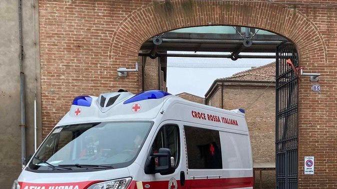 Ferrara, altri sedici ricoveri: focolaio in una Cra