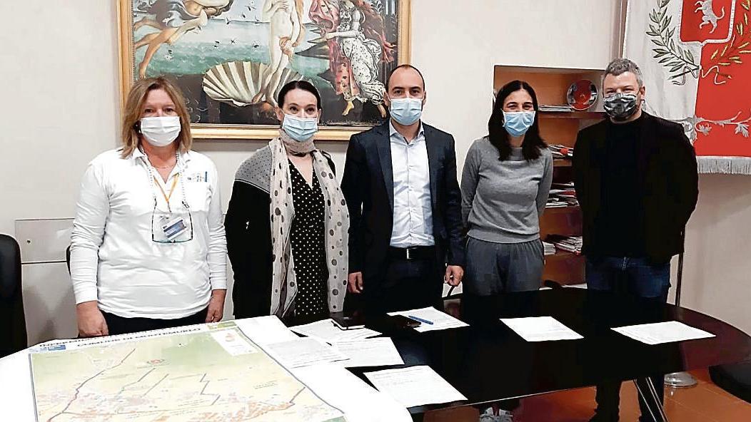 Da sinistra Caterina Tezza, Sonia Simonetti, Simone Calamai, Lorena Paganelli e Alberto Fanti