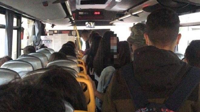 Bus sovraffollati: dure proteste degli studenti del Cagliaritano