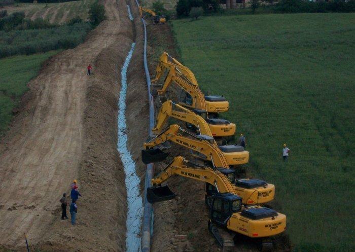 Il Governo tira fuori due mini dorsali 