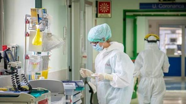 Covid: 39 nuovi casi a Prato nella giornata nera della Toscana