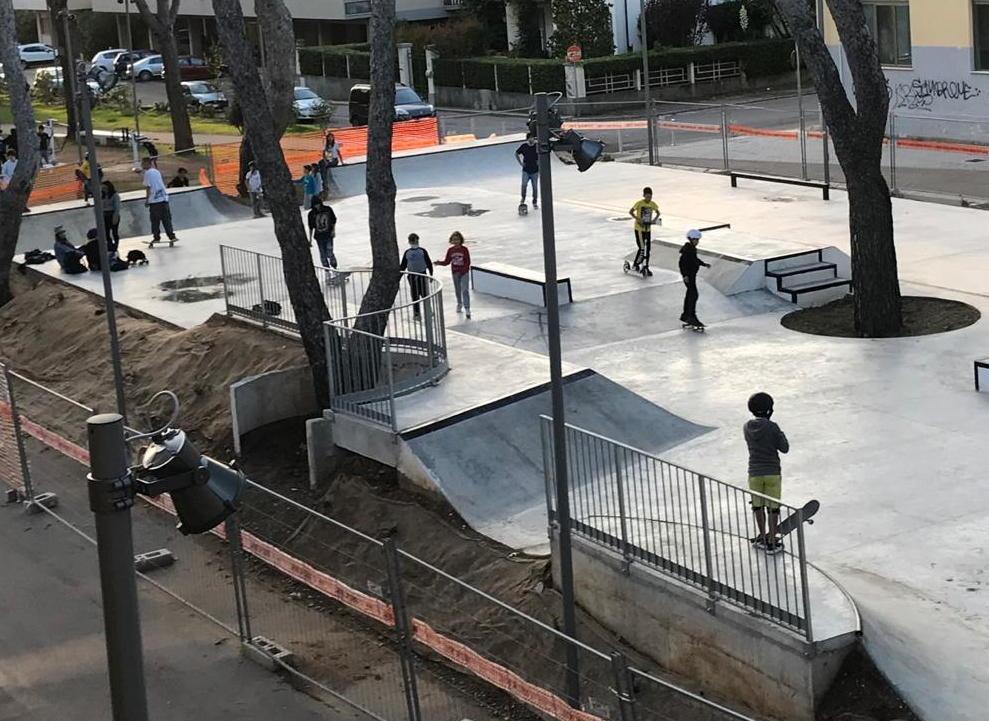 Protetta e di tutti: ecco la nuova pista da skate di piazza della Repubblica 