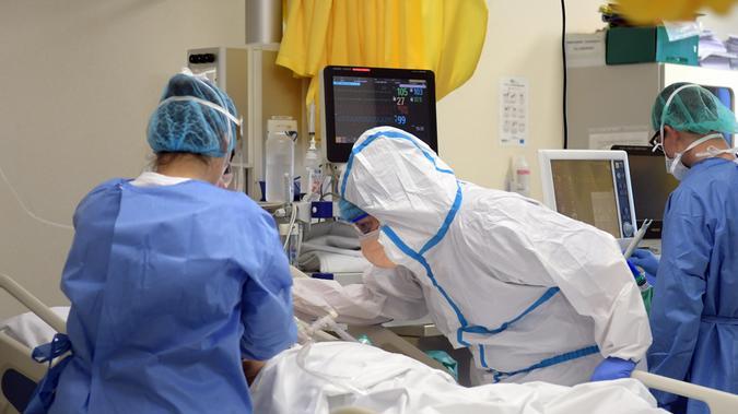 Visite e ricoveri, le regole negli ospedali per la seconda ondata Covid: ecco l'ordinanza di Giani