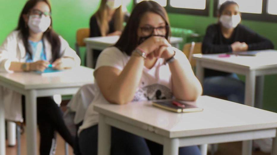 Il pediatra: «I tamponi sono troppo lenti: attese fino a 10 giorni»