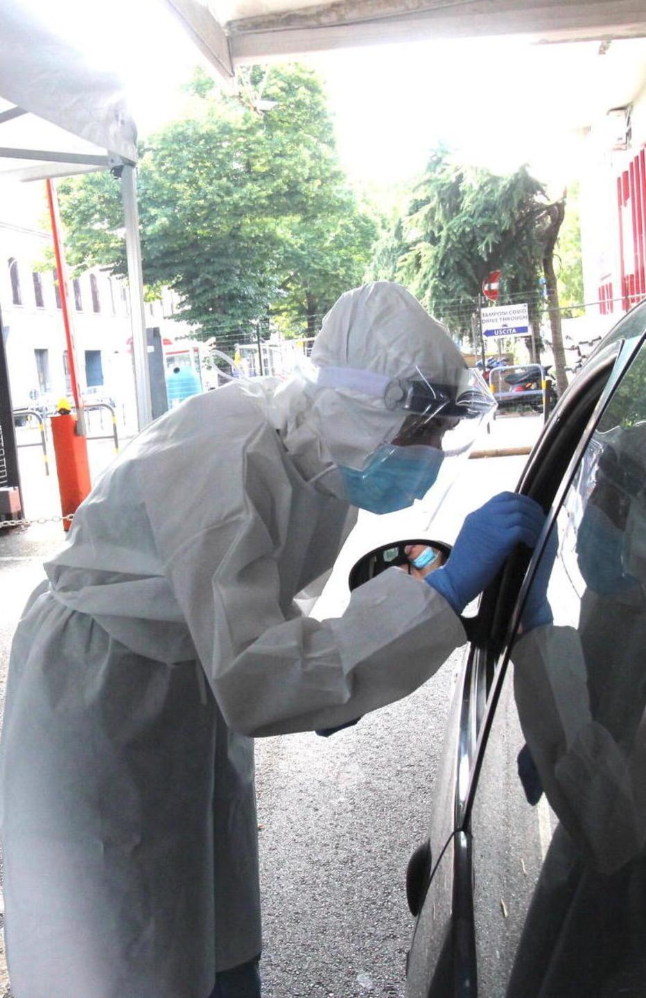 Cinquecento test rapidi al giorno, luogo e ora si scelgono da casa 
