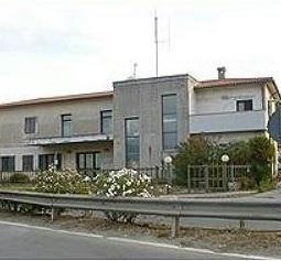 L’ex sede della Polizia Stradale è in completo abbandono 