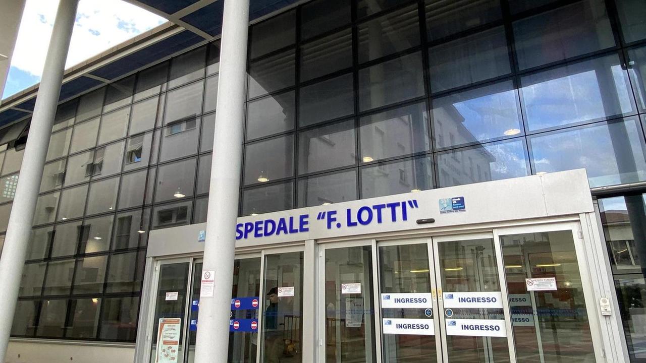 Intestino perforato a paziente medico davanti al giudice