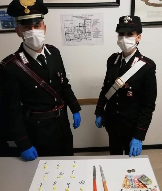 Sorpreso con la droga nascosta nel volante
