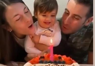 Niente Vuelta, Aru trova il sorriso in famiglia